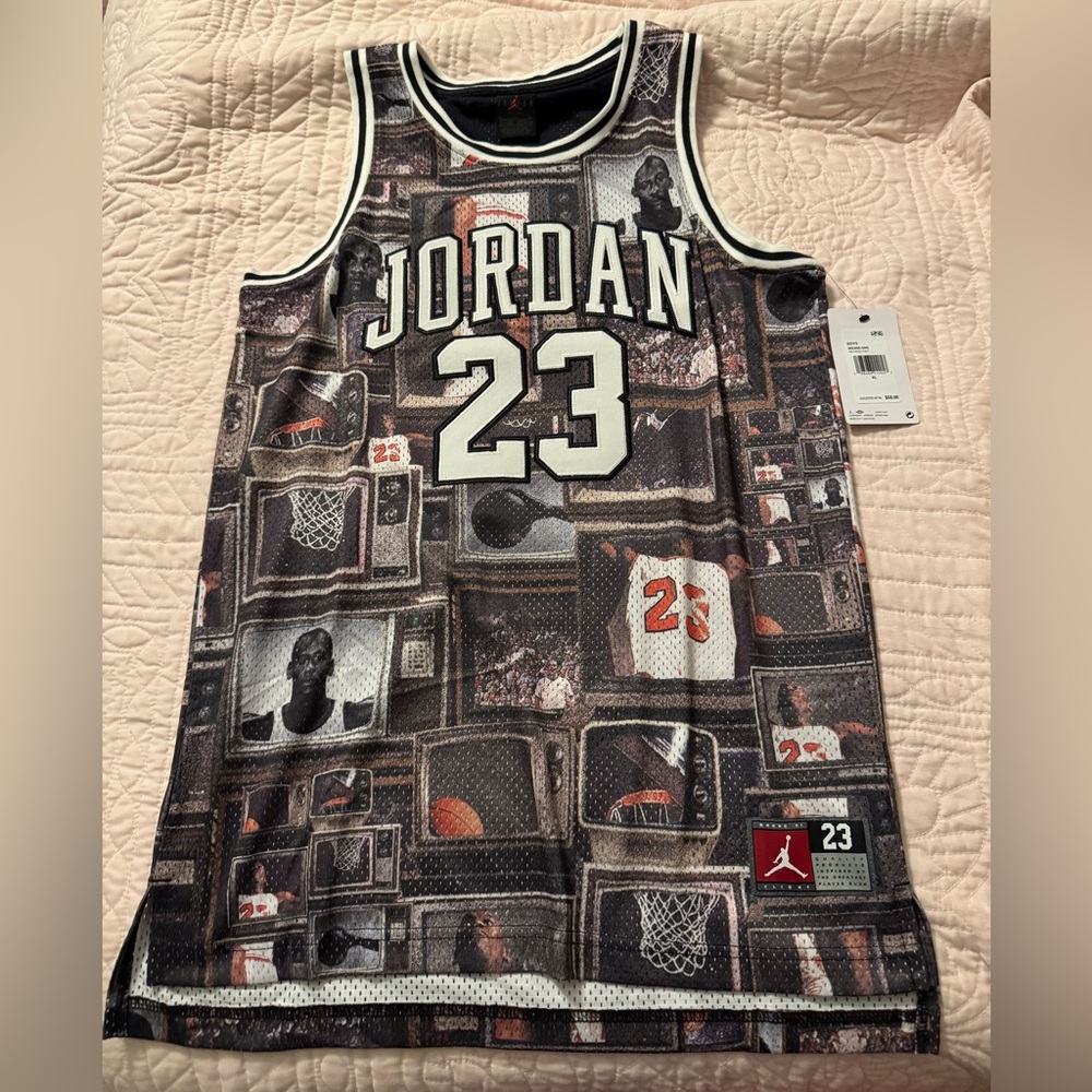 Jordan Retro Graphic Jersey